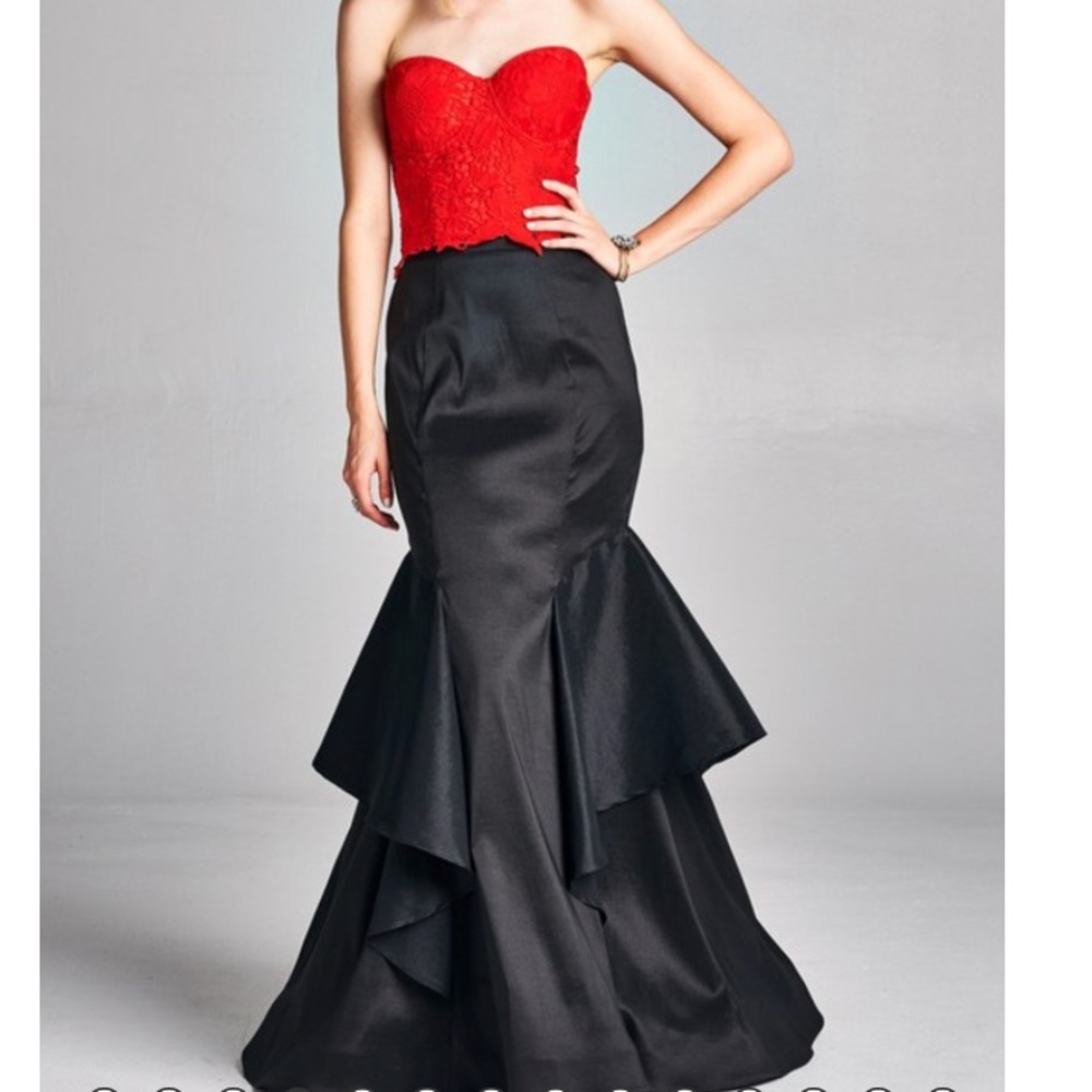 Ceci Two- Piece Prom Dress Long Mermaid Red/Black - Picture 1 of 7